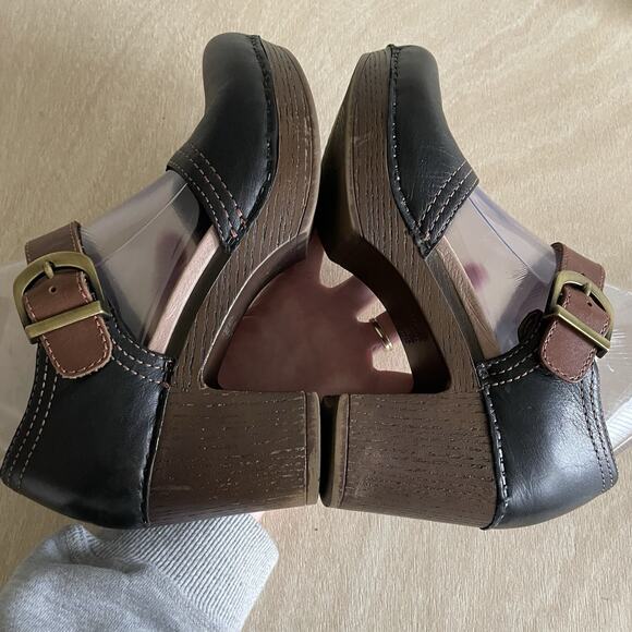 Dansko Darlene Dress Pumps - Picture 9 of 14